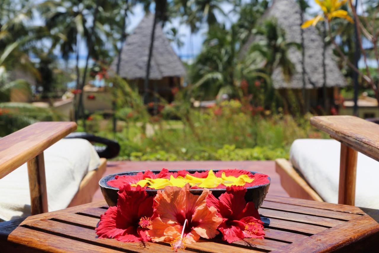 Neptune Pwani & Zanzibar Semesteranläggning (resort)