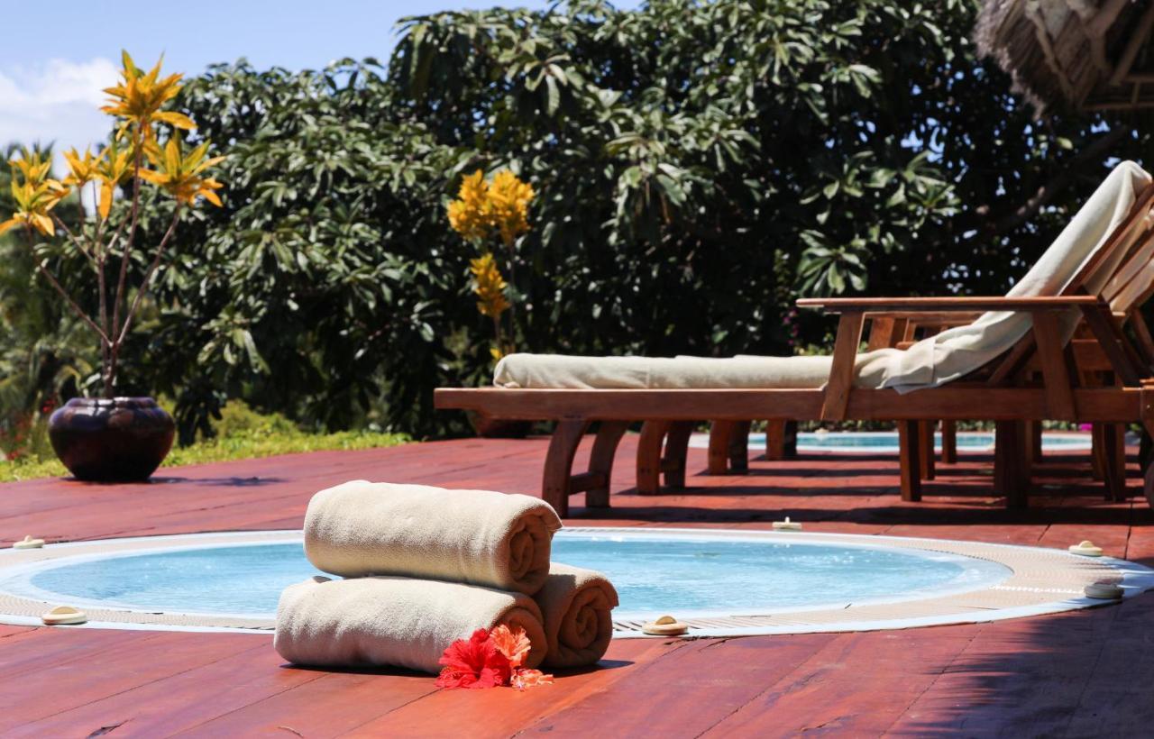 Neptune Pwani & Zanzibar Semesteranläggning (resort)